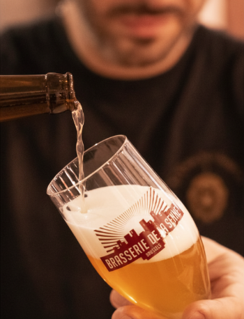 Versare una Birra Artigianale con BirraBox